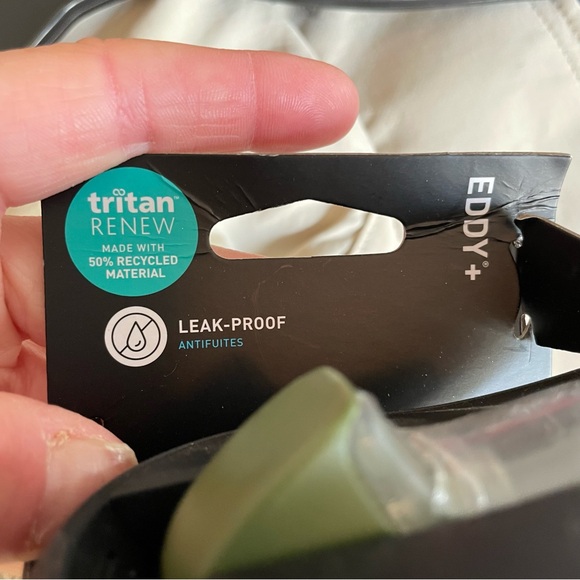 Camelbak Eddy green Wounded Warrior Project water bottle New - Picture 6 of 7